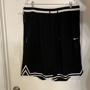 Nike Men's Black and White Athletic Shorts